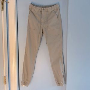 American Eagle grey pants